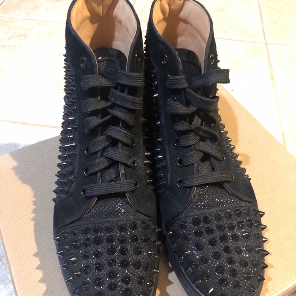 Christian Louboutin HT Flat Patent Spikes Brand New size 40 (7US) 3140487